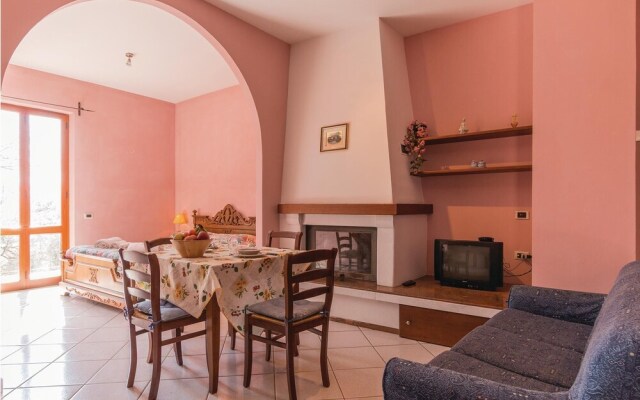 Beautiful Apartment in Pietraviva AR With 1 Bedrooms, Wifi and Outdoor Swimming Pool