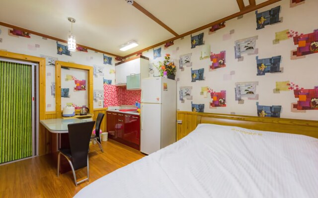 Yangpyeong Wide-garden House Pension