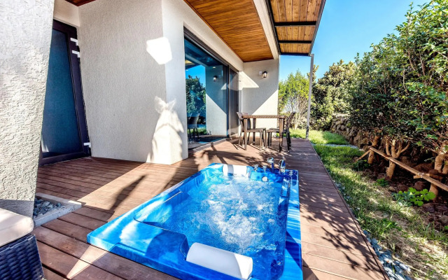 Arts Spa & Poolvilla