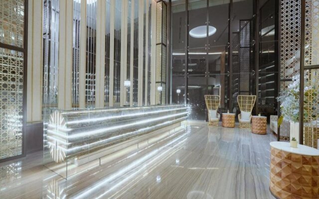 Whiz Luxe Hotel Spazio Surabaya