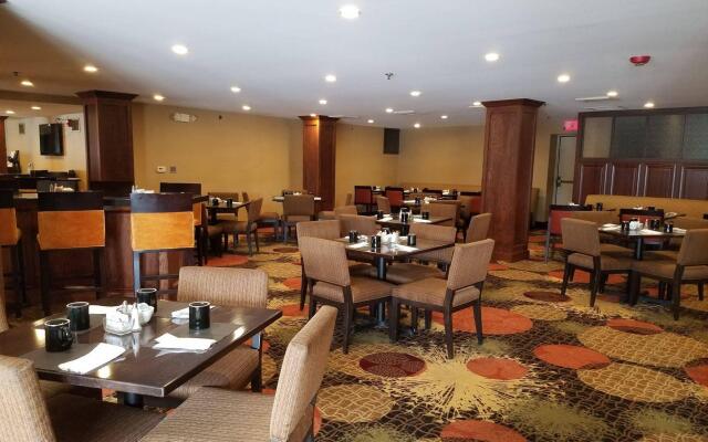 Radisson Hotel Detroit-Farmington Hills