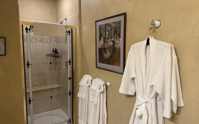 Maple Shade Bed & Breakfast