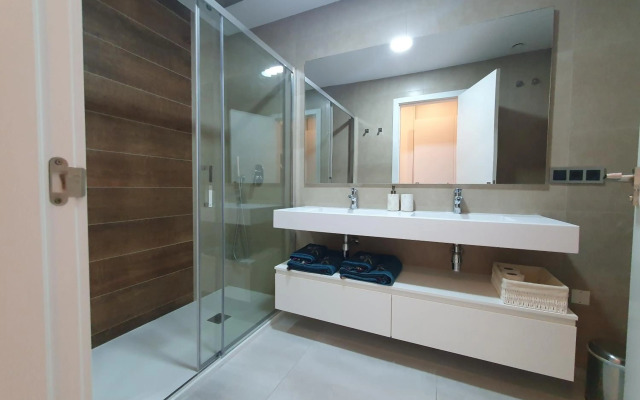 SUNSET WAVES vistas al mar