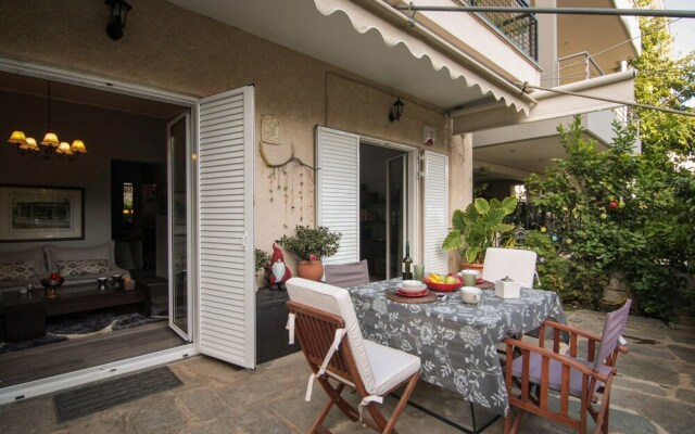 Athens Classic Retro Home