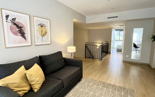 Feelathome Plaza Apartments