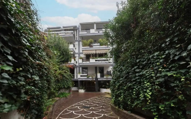 JOIVY Elegant Suites Near Villa Borghese