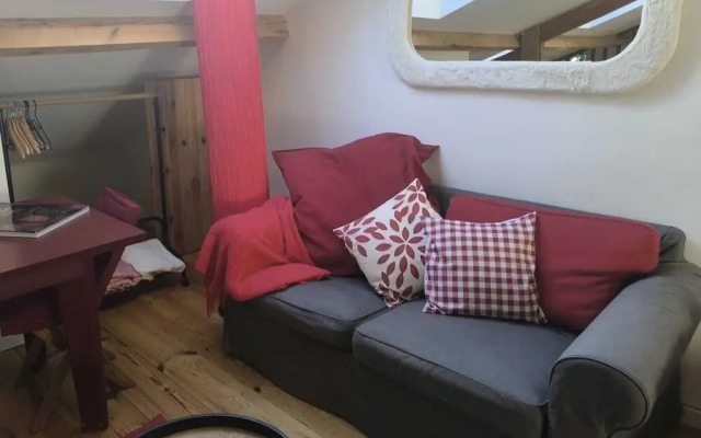 Charming Studio the Heart of the Forest