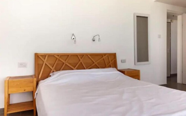 Amazing Sea View 3 BR APT Iconic Tower