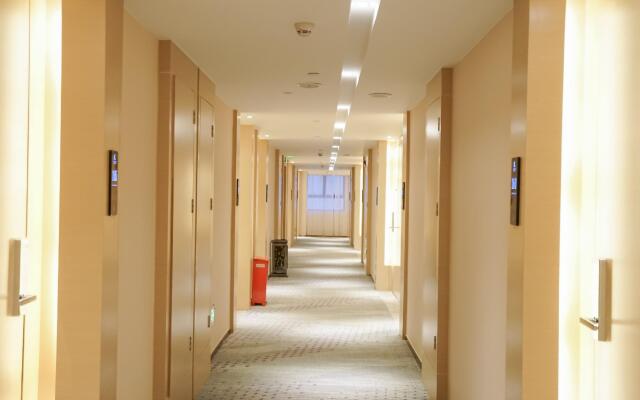 Lavande Hotels· Jingmen Xingqiu Shijiecheng
