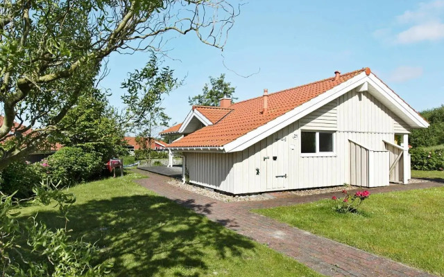 Three-Bedroom Holiday home in Otterndorf 13