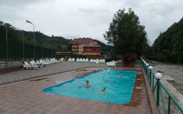 Extreme Hotel