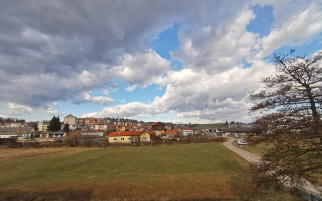 Roof Apartment ART-PE