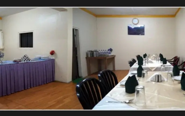 Hotel Adarsh Annexe by Goroomgo
