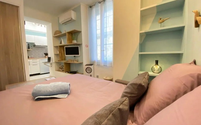 06F - L'Escale Marine Cannes - Beau studio à deux pas du palais des festivals - Hotel in Cannes - Photo 5