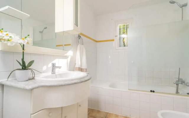 Cas Ciutada in Inca With 2 Bedrooms and 1 Bathrooms