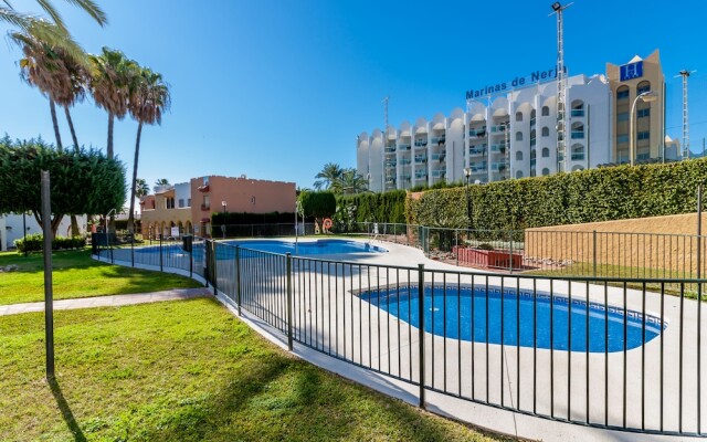 Apartamentos Río Marinas Canovas Nerja