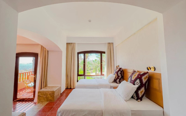 Tamra Beach Resort