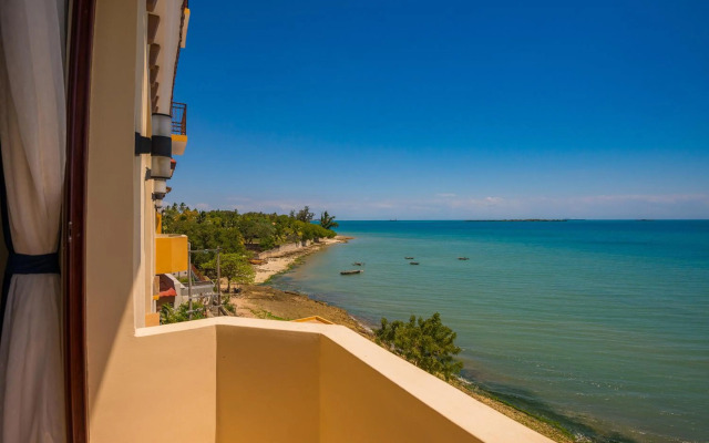 Golden Tulip Zanzibar Resort