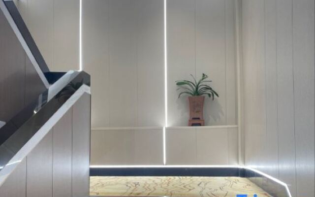 Mingxuan Business Hotel (Zhangzhou Ancient Town RT-Mart Store)