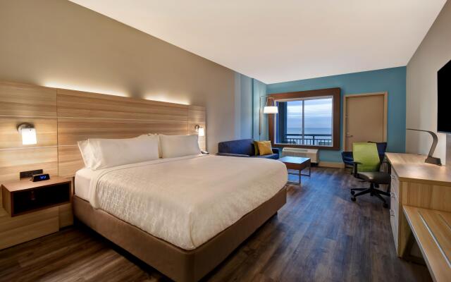 Holiday Inn Express & Suites Galveston Beach by IHG
