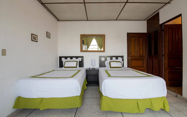 Suites & Apartments San Benito Zona Rosa