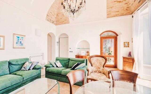 Appartamento Fronte Mare a Ospedaletti by Wonderful Italy