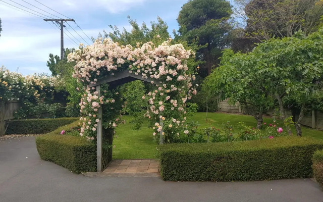 Olde Millhouse B&B & Cycle Hire