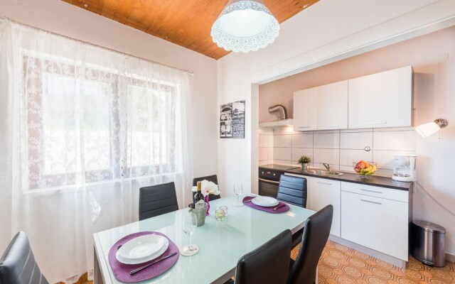 Apartment Hope