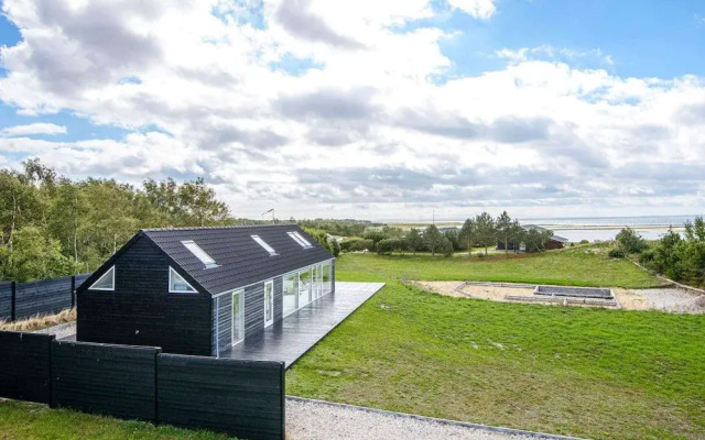 Pleasant Holiday Home in Ebeltoft near Sea