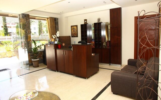 Dias Luxury Studios & Apartments