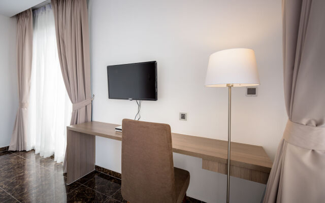 Mansion 51 Hotel & Apartment
