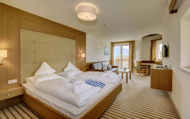 Ruster Resort