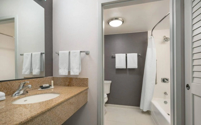 Courtyard by Marriott Pleasanton
