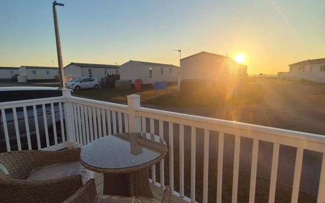 Sleeps 8-sea View-pets-pool-parking