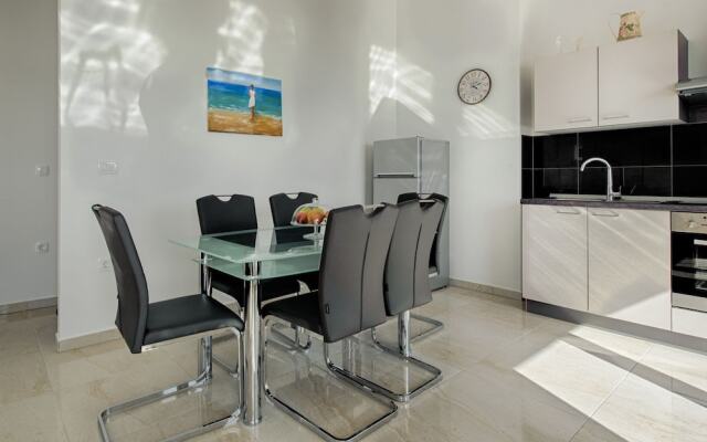 Cezar Luxury Apartments