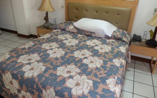 Orchid Inn Resort