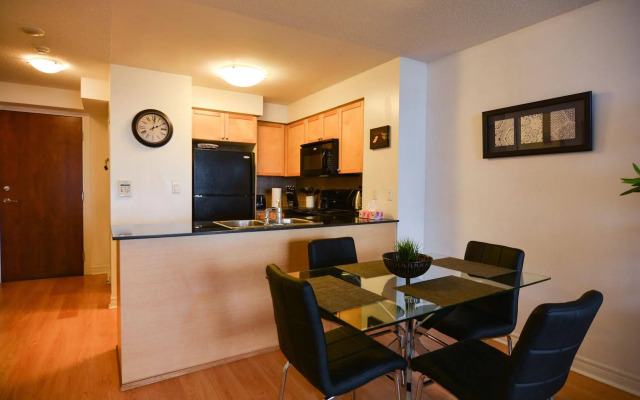 Maplewood Suites - Square One