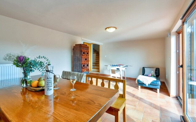 Stunning Home in Sv Martin na Muri With Sauna, Wifi and 2 Bedrooms