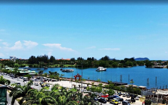 KK Marina Court Resort Vacation Condos