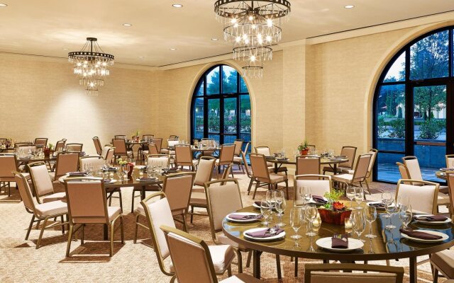 Sheraton Stonebriar Hotel