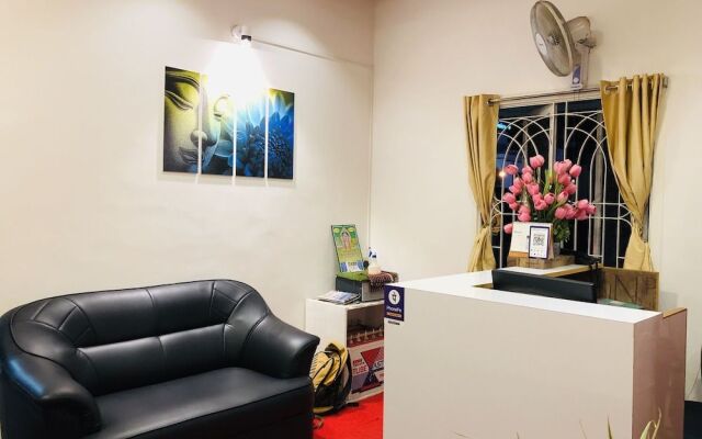 Hotel Varsha