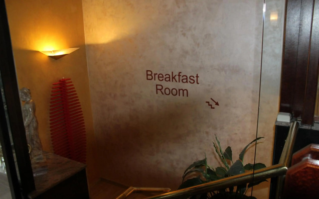 Hotel Astro
