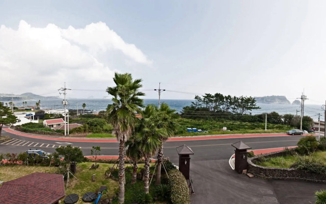 T Island Resort