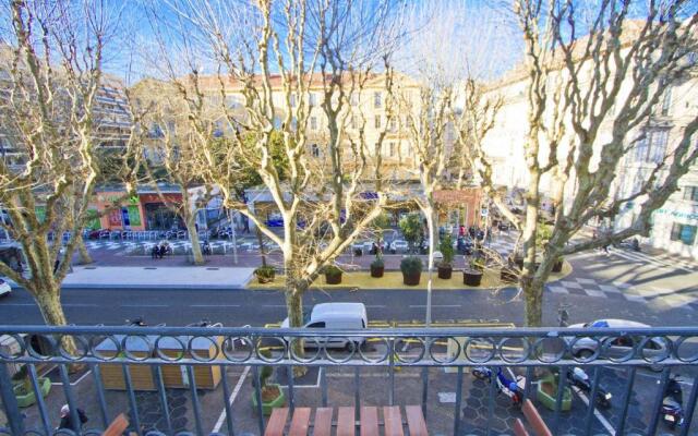 Promenade Holiday - Grimaldi City Center