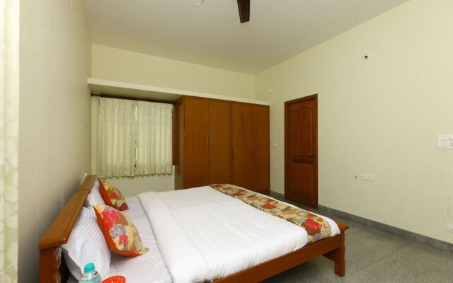 OYO 9785 Home Spacious 3BHK Rock Beach