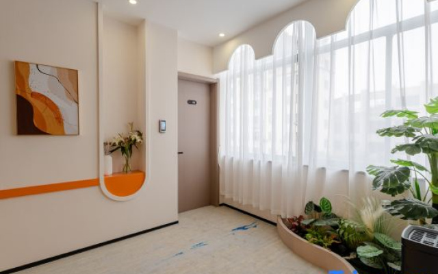 Lily Smart Smart Homestay (USTC)