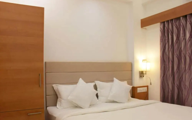 OYO Premium Ashram Road II