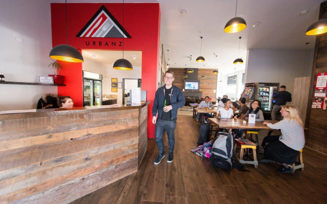 Urbanz - Hostel