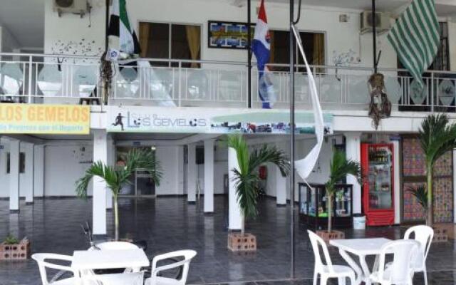 Hotel Deportivo Y Recreativo Los Gemelos