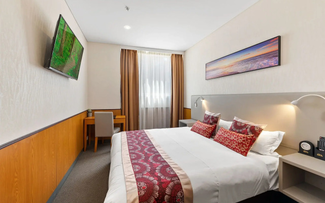 YEHS Hotel Sydney QVB